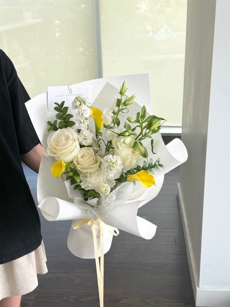 A Splash of Sunshine Bouquet