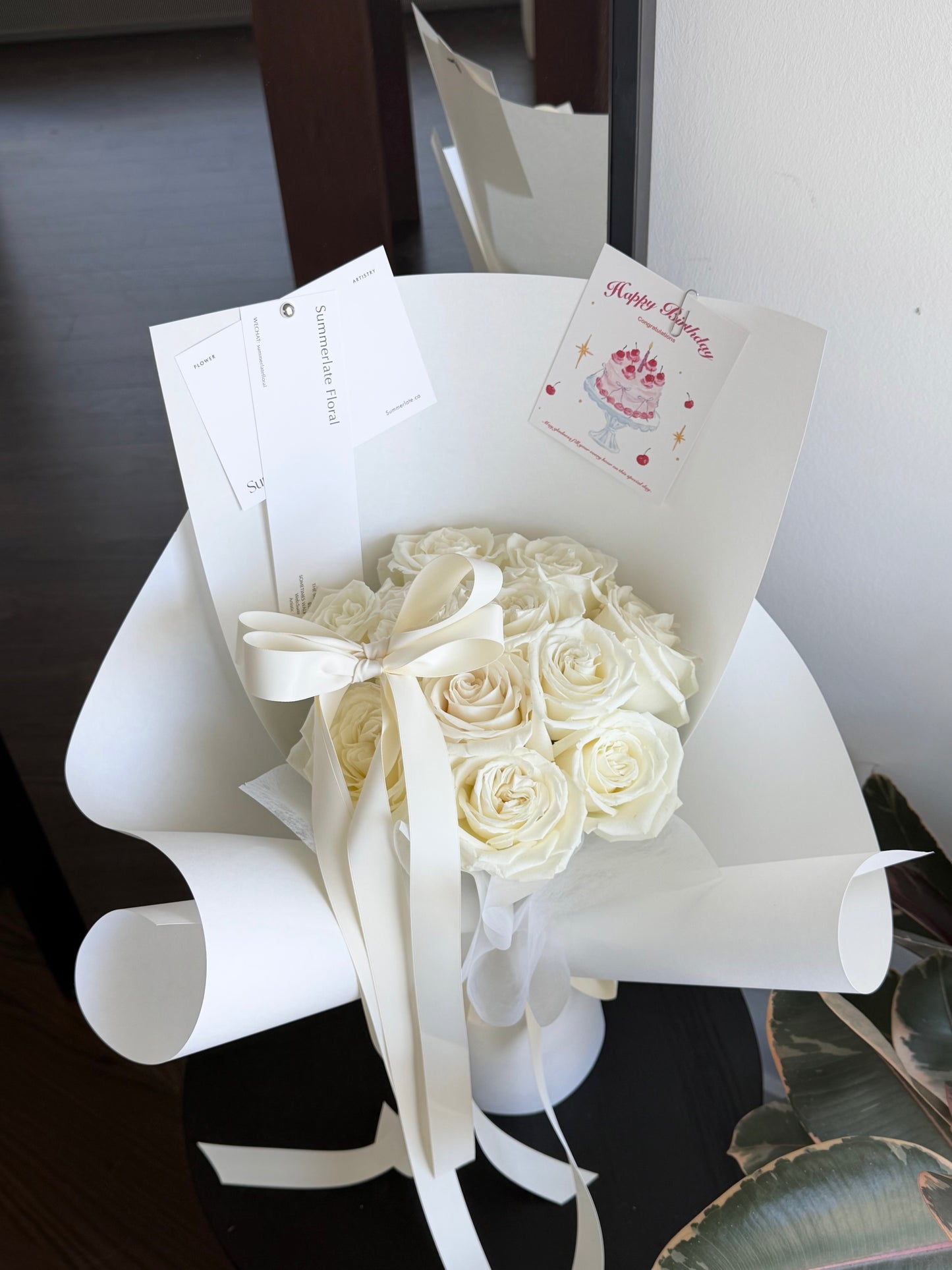 Roses with Curve Card Wrapping