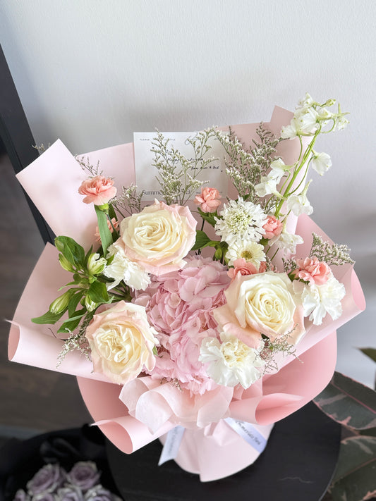Pink Mixing Flower Bouquet