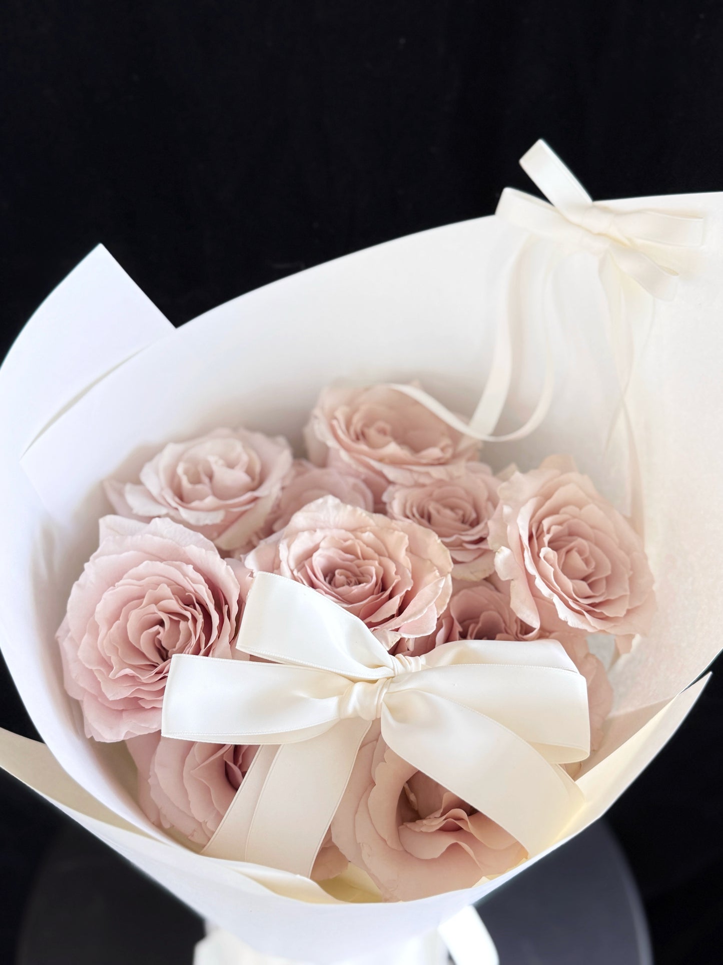 Quick Sand Rose bouquet