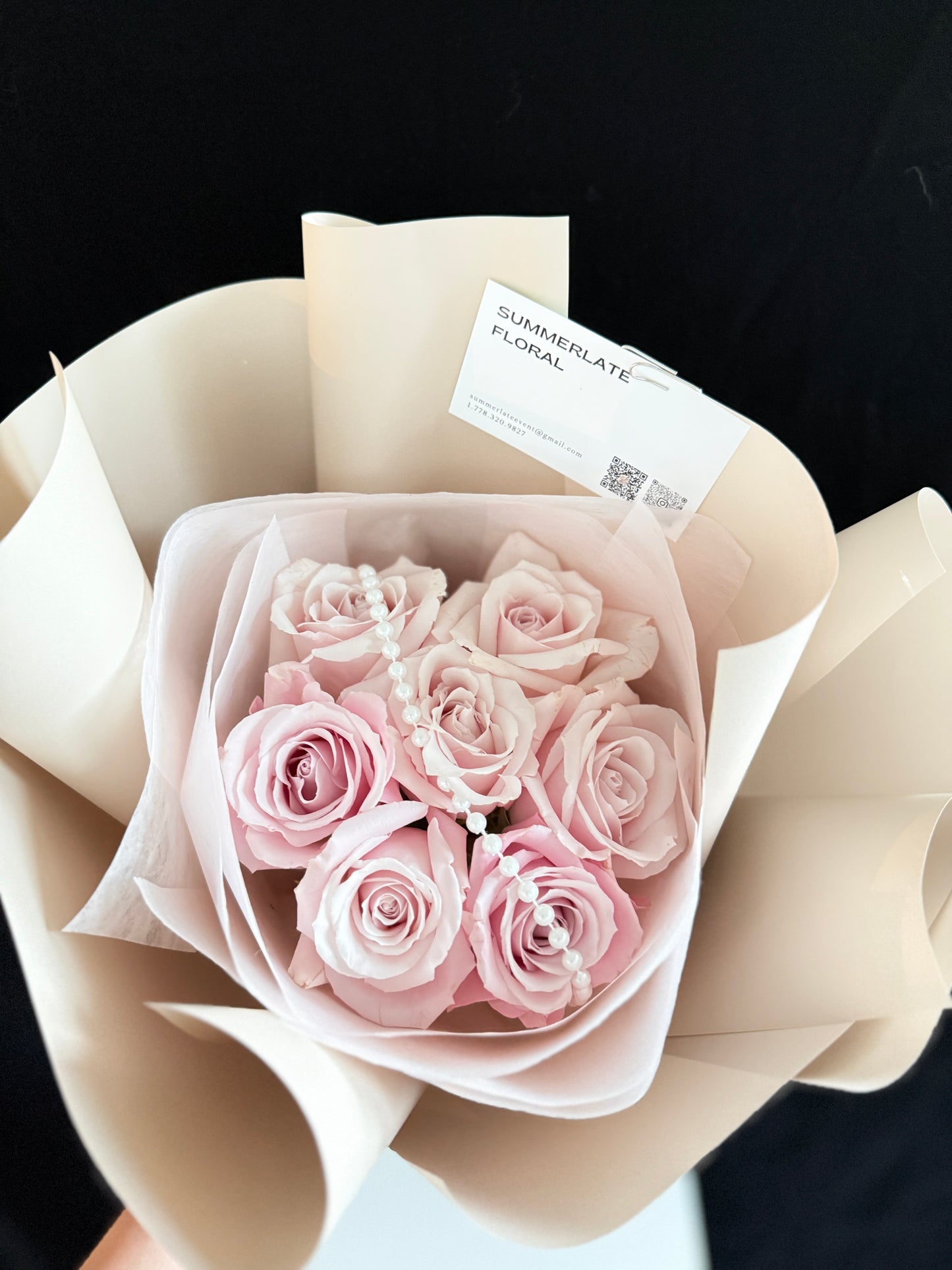 Sweet Escimo Rose bouquet