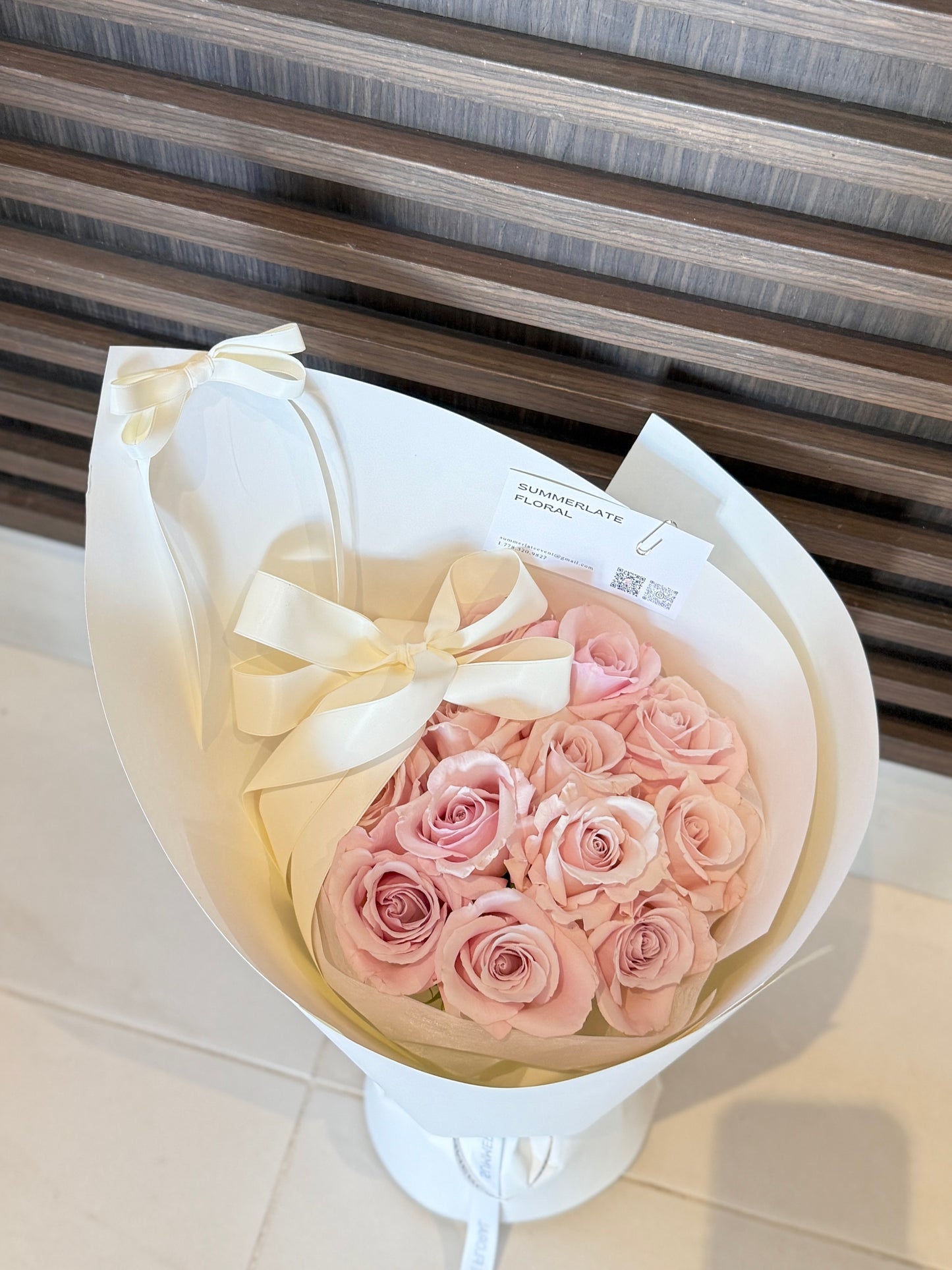 Card Wrapping Rose Bouquet with Bow Tie